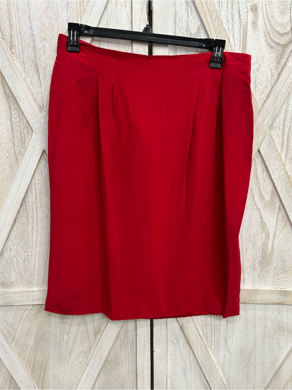 Diane Von Furstenberg Red Silk Midi Pencil Skirt-vintage